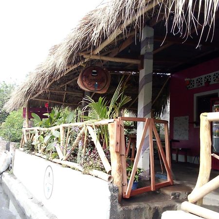 Mamacita Cafe House Hotel Moyogalpa Luaran gambar
